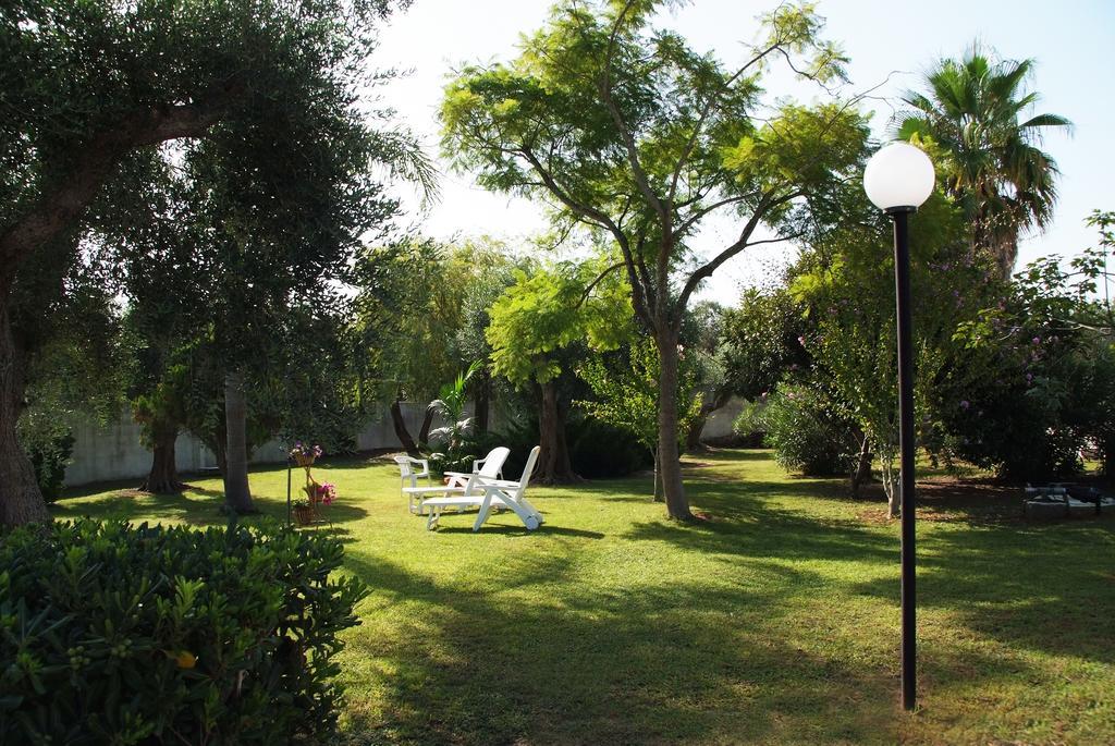 Agriturismo Villa Tommaso Torre dell'Orso Eksteriør bilde